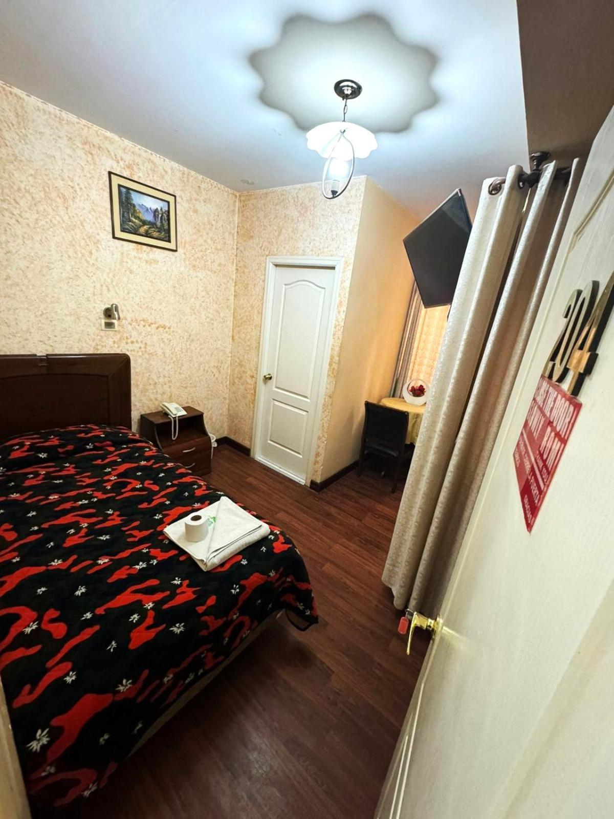 Crespo Hotel